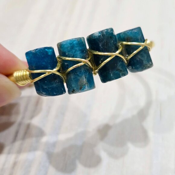 Blue Apatite Triple-Stone Wire Wrap Cuff w/ 14Kt Gold Over Copper – NWT Handmade - Picture 4 of 9
